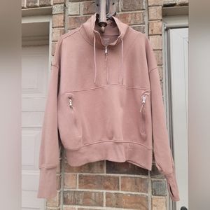 CUTE 2X Cropped Pullover Like New